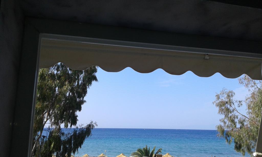 Seaside Studios Paralia Dionysiou Buitenkant foto